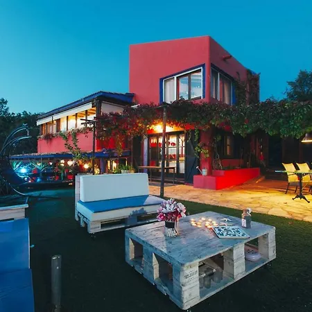 Entre Olivos: Very Charming 18 Sleepers Sant Pere De Ribes