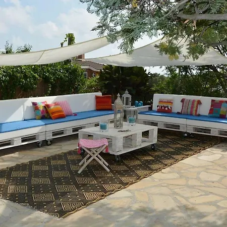 Entre Olivos: Very Charming 18 Sleepers *