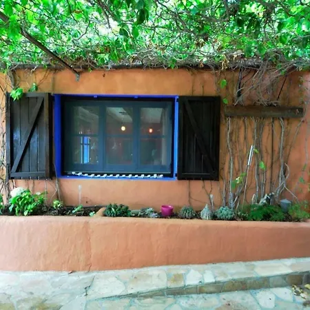 Villa Entre Olivos: Very Charming 18 Sleepers