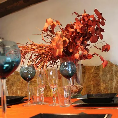 Villa Entre Olivos: Very Charming 18 Sleepers